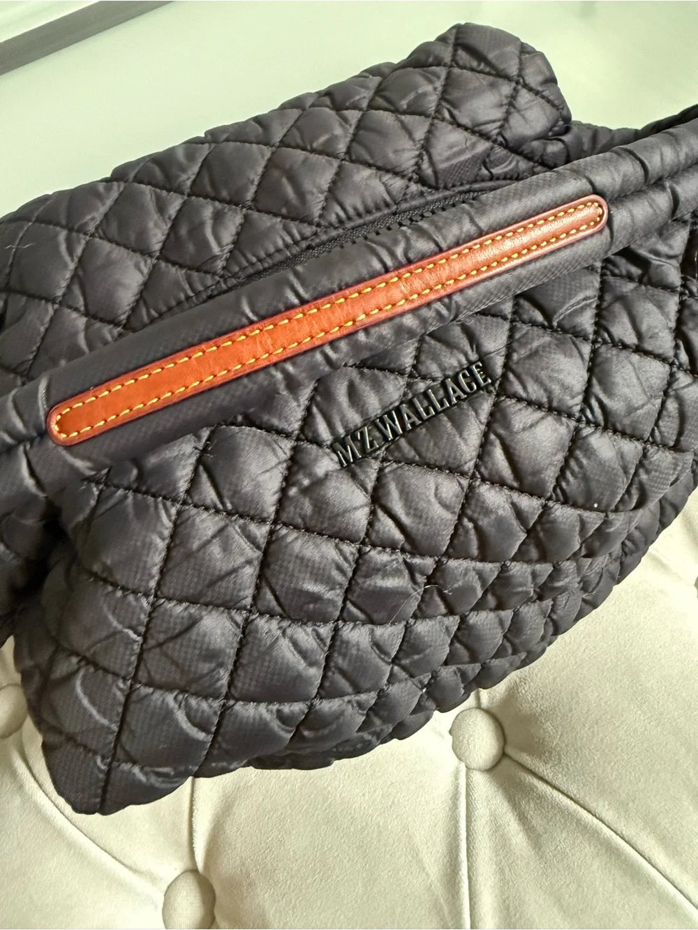 Quilted Hobo Shoulder Bag - Black